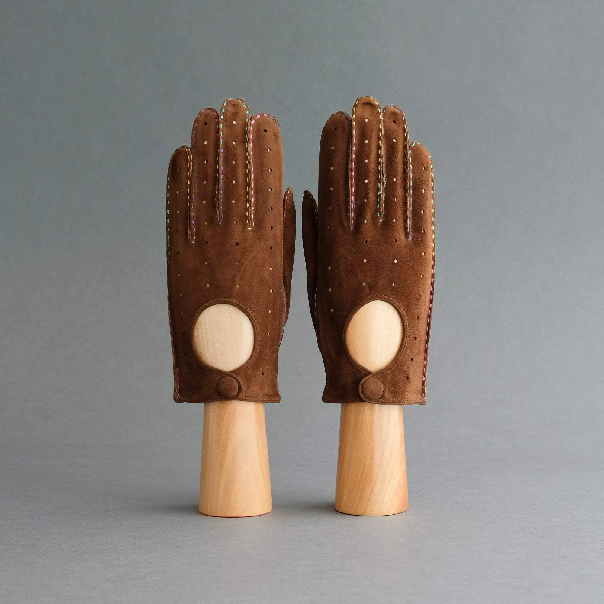 Gentlemen's Unlined Driving Gloves from Havana Reindeer Suede